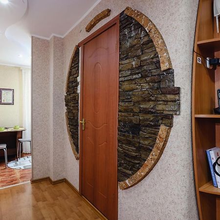 1-Комнатная Квартира В Центре Города На Пушкина 175 Костанай Экстерьер фото